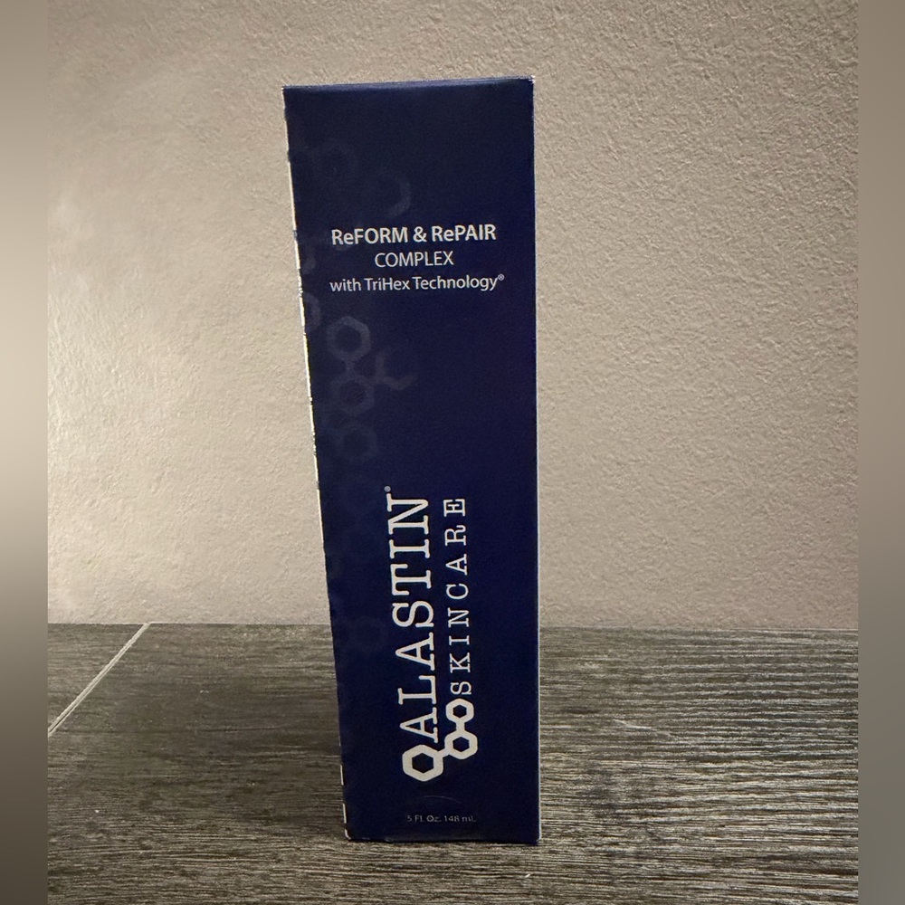 Alastin Skincare ReFORM & RePAIR Complex
